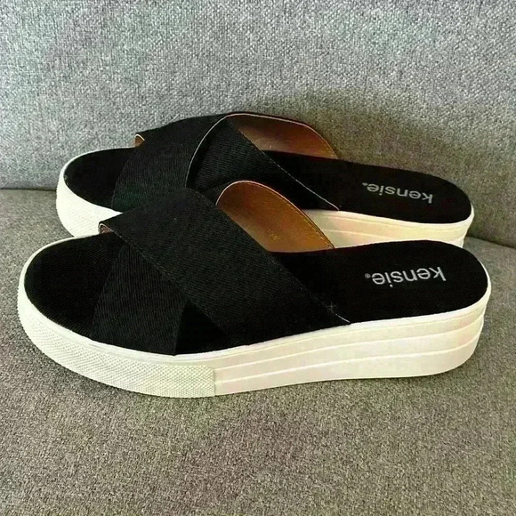 Kensie Rone Platform Sandal - Picture 9 of 14